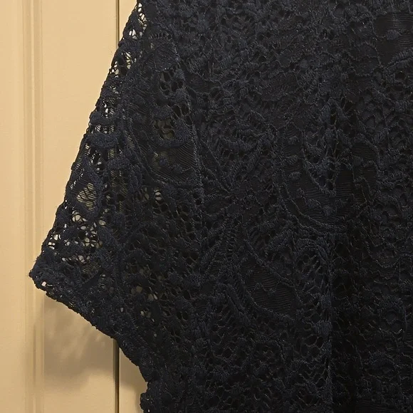 Dress - Picture 4 of 8